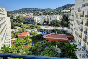 L'OASIS DU MARTINEZ À CANNES